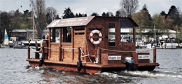 Tom Sawyer Holzfloß auf dem Wasser